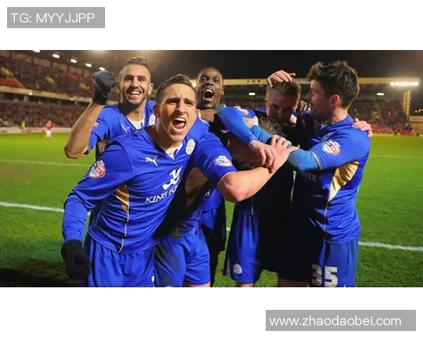 杭州足球队包夹战术解析与深度剖析助力球队崛起之路