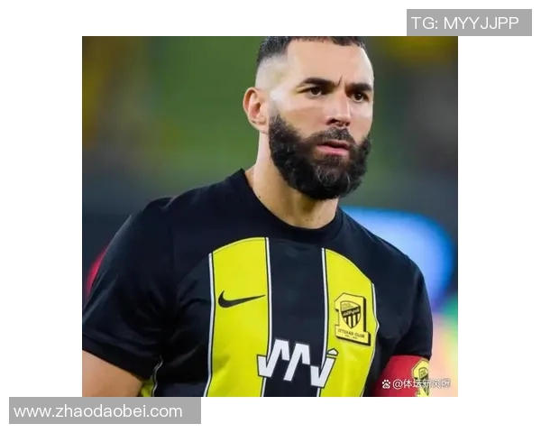 本泽马:从足球天才到传奇巨星的辉煌旅程与职业生涯回顾